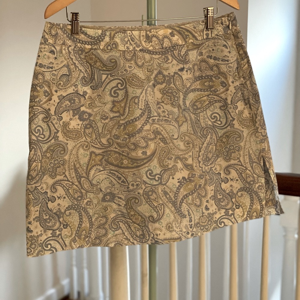 Golf skort